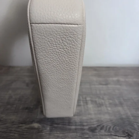 New COACH X Peanuts Notila 19 With Both Fob's N Socks - Picture 8 of 14